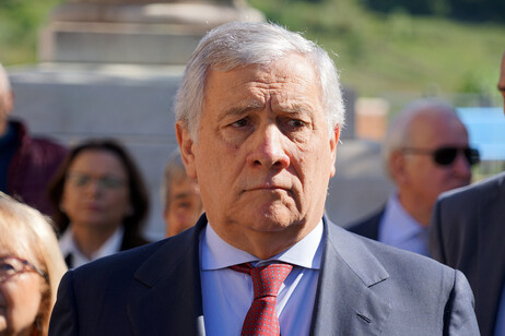 We won't send soldiers to Ukraine says Tajani on Macron (5)