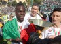 Balotelli, Toldo e Zanetti festeggiano lo scudetto