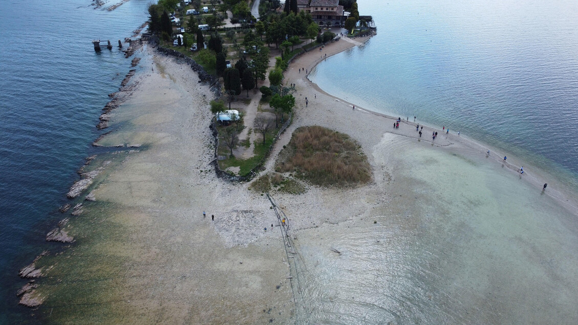 El Lago Garda, con el nivel más bajo de agua en años