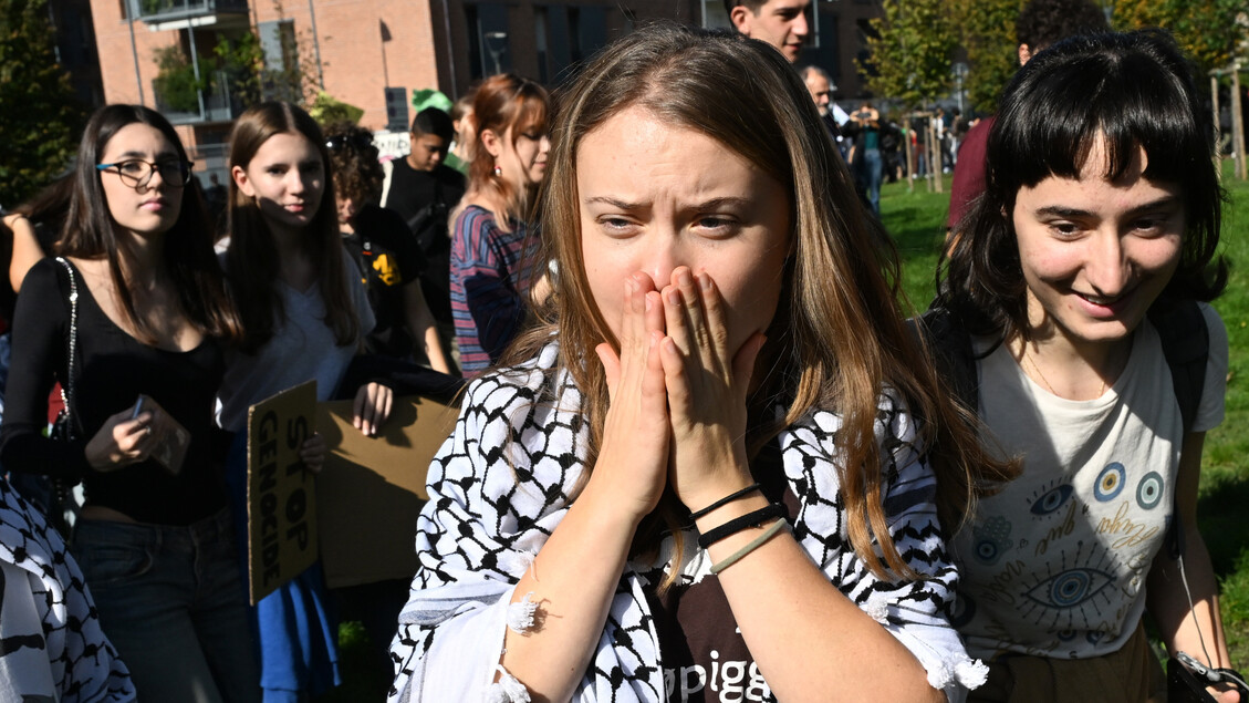 Greta Thunberg in corteo a Milano con i Fridays for Future