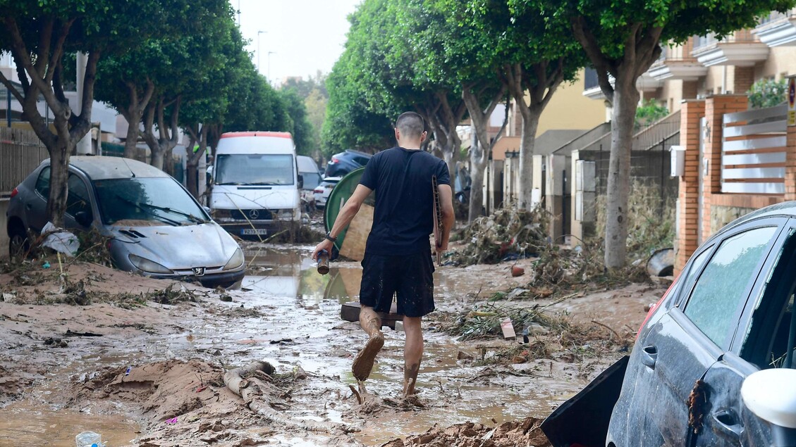 Salgono a 51 le vittime delle piogge torrenziali in Spagna