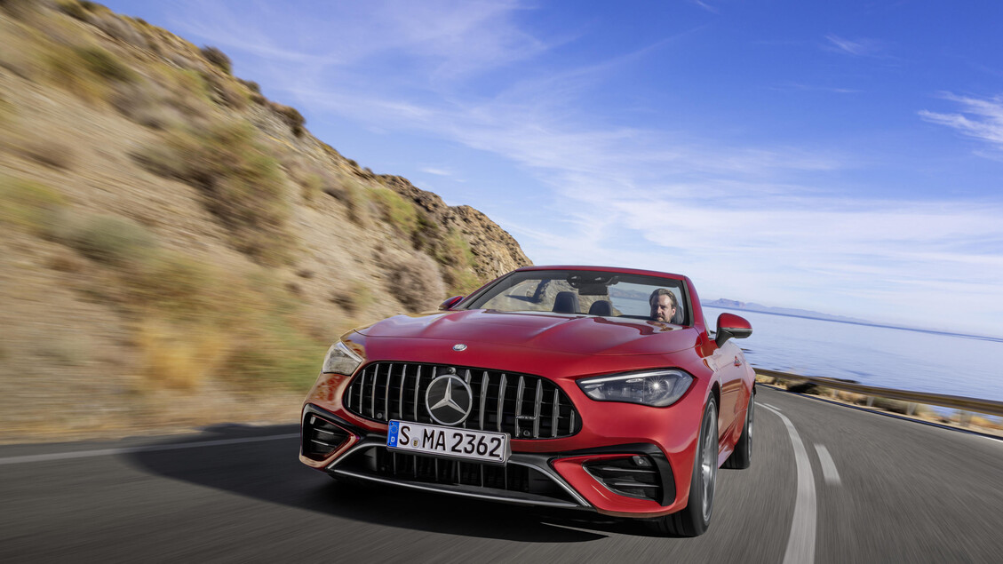 Nuova Mercedes-AMG CLE 53 4MATIC+ Cabriolet