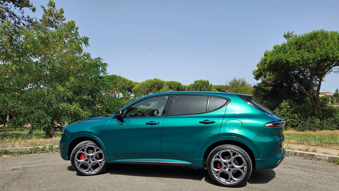 Alfa Romeo Tonale PHEV Tributo Italiano