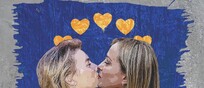 Il bacio tra Giorgia Meloni e Ursula von der Leyen nel nuovo murale di TvBoy