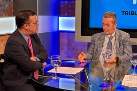 El embajador de Italia, Marcello Fondi, durante la entrevista televisiva en Asunción