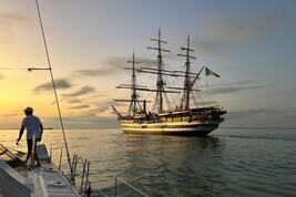 El Amerigo Vespucci se marcha de Doha rumbo a Abu Dhabi