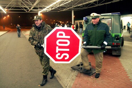 Polícia na área de Schengen