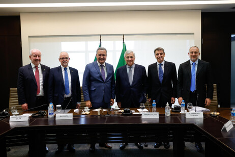 Antonio Tajani se reuniu com governo e empresários em São Paulo