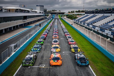 Supertrofeo Lamborghini: a Jerez i titoli continentali