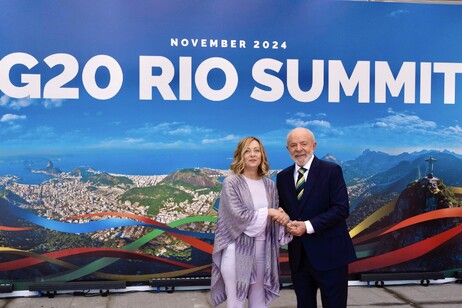 Lula recebe Giorgia Meloni, premiê da Itália, em cúpula do G20