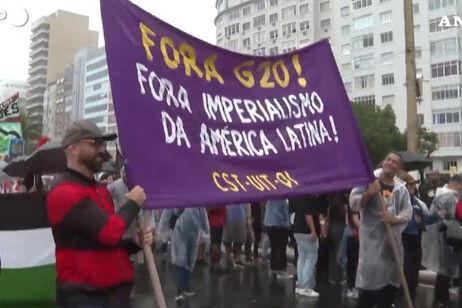 Una de las protestas contra la cumbre.