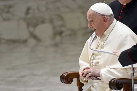 Papa Francisco durante encontro com pescadores no Vaticano