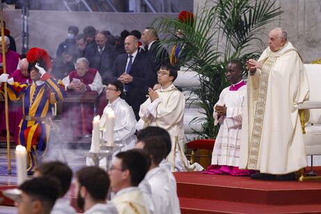 El Papa celebra la misa en la Jornada Mundial de la Juventud