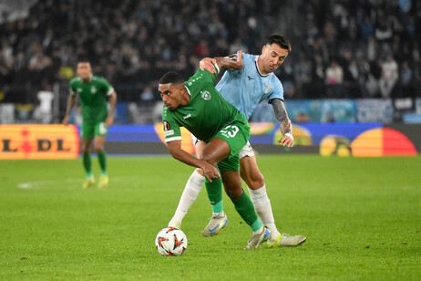 Lazio chutou quase 20 vezes ao gol, mas nenhuma tentativa balançou as redes do adversário