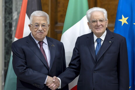 Mattarella recebe Abbas em Roma