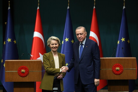 Ursula Von der Leyen durante visita à Turquia