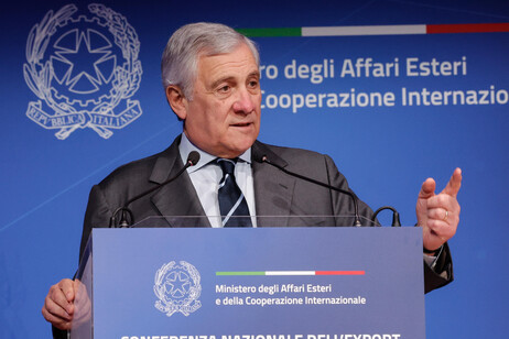 El ministro de Relaciones Exteriores de Italia, Antonio Tajani