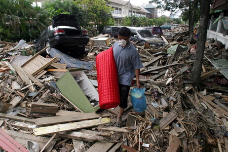 Tsunami, 20 anni dal disastroso evento in Asia