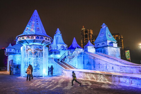 'Snow and Ice in Moscow' festival at Gorky Park