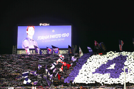 Bove foi homenageado durante a partida entre Empoli e Fiorentina