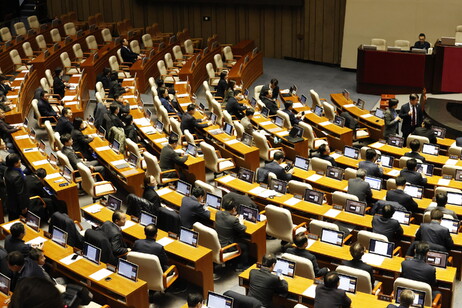 Partido governista boicotou votação no Parlamento