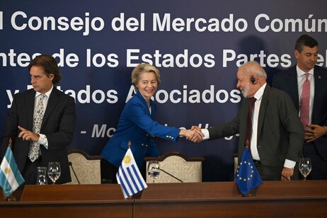 Líder da UE durante encontro com líderes do Mercosul no Uruguai