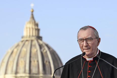 Parolin conversou com novo presidente do Irã