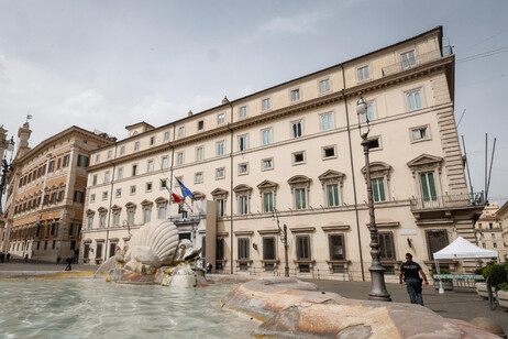 Fachada do Palácio Chigi, sede do governo italiano