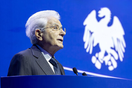 Mattarella, contratto di lavoro equilibrato invera diritti