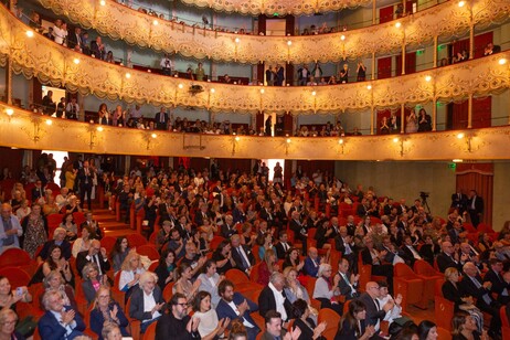 El teatro público italiano nació en el Véneto, sostiene el gobernador Zaia.