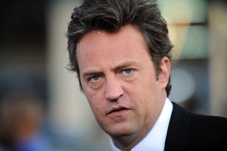 Matthew Perry ficou famoso por participar de 'Friends'