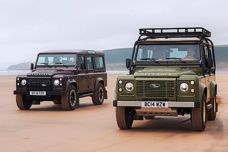 Land Rover Classic Defender Works Bespoke