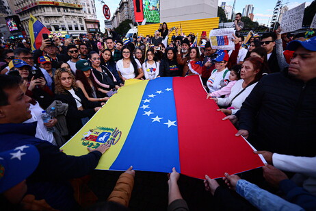 Protesto na Venezuela questiona resultado de eleições