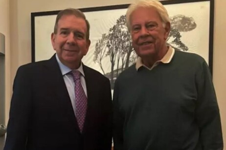 El candidato venezolano junto al ex primer ministro español.