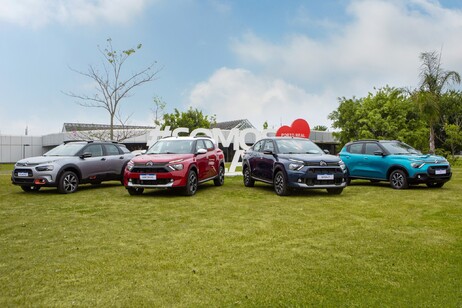 Citroën Basalt é o segundo da direita para a esquerda