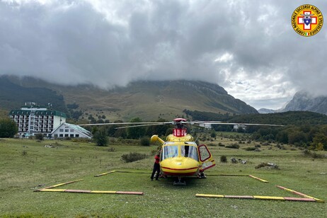 CNSAS ricerche disperso sul Gran Sasso, versante teramano, partenza da Prati di Tivo, secondo giorno di ricerche,&nbsp;Elisoccorso “Aquila39'