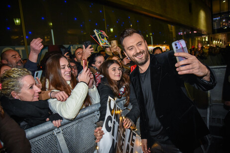 El cantante italiano, Cesare Cremonini.