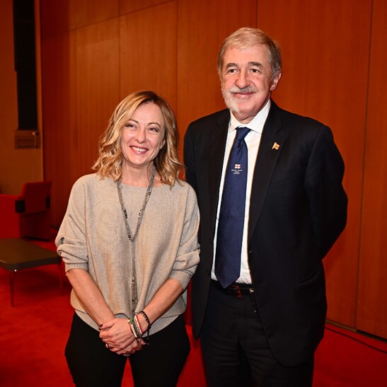 La premier con el gobernador electo Marco Bucci.