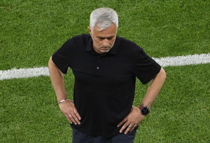 Sanción Para Mourinho Por Insultos Contra Chiffi Deportes Ansa Latina 