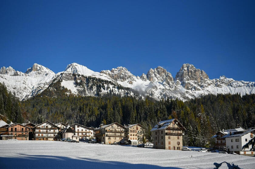 Prima neve sulle localit� sciistiche delle Dolomiti bellunesi / SPECIALE