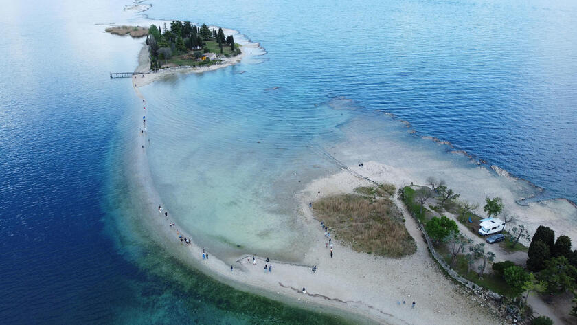 El Lago Garda, con el nivel más bajo de agua en años