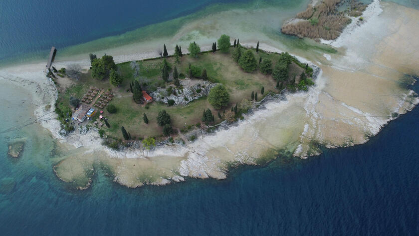 El Lago Garda, con el nivel más bajo de agua en años