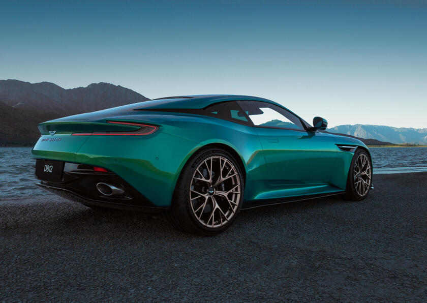 Con Aston Martin DB12 nasce il nuovo segmento Super Tourer © ANSA/Aston Martin