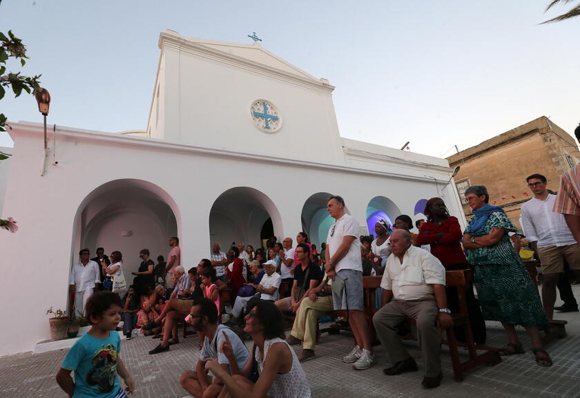 Madonna of Trapani procession in La Goulette © ANSA/EPA