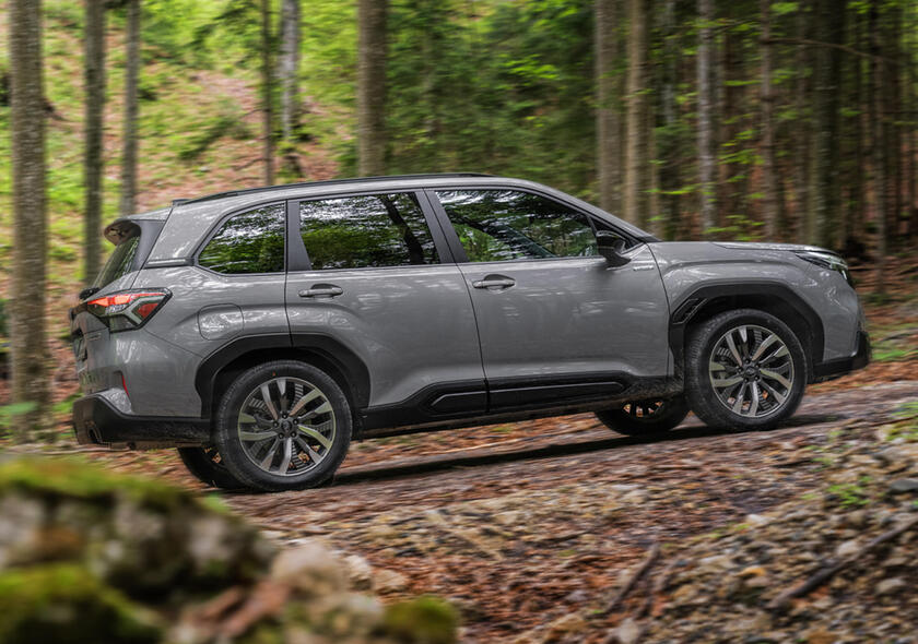 Subaru Forester e-Boxer 2025