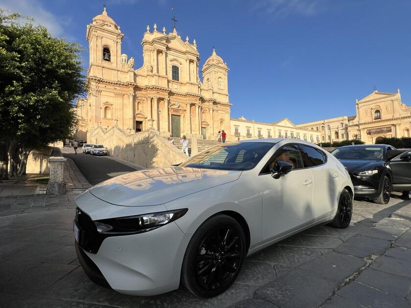 Mazda 3 e CX-30 MY25