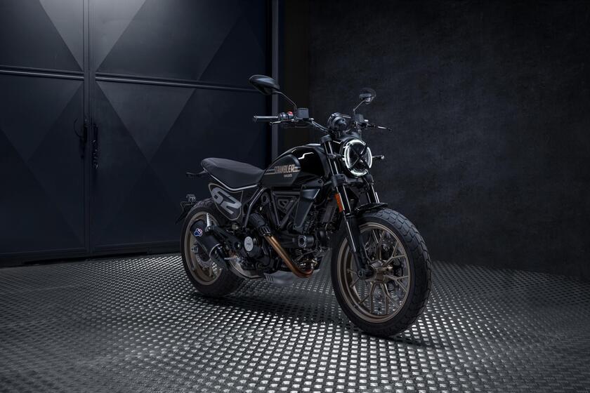 Scrambler Icon Dark e Full Throttle