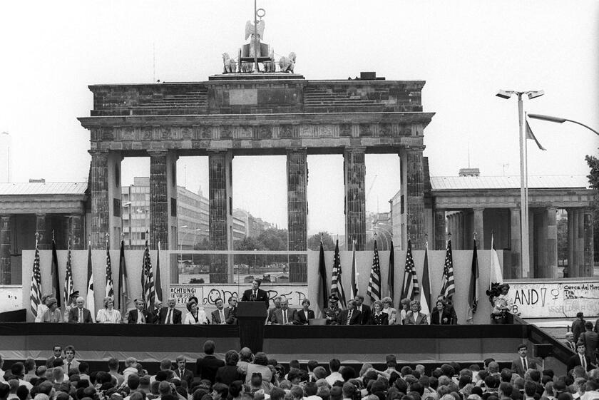 A 35 años de la caída del Muro de Berlín.