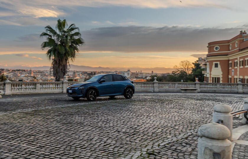 Nuova Lancia Ypsilon