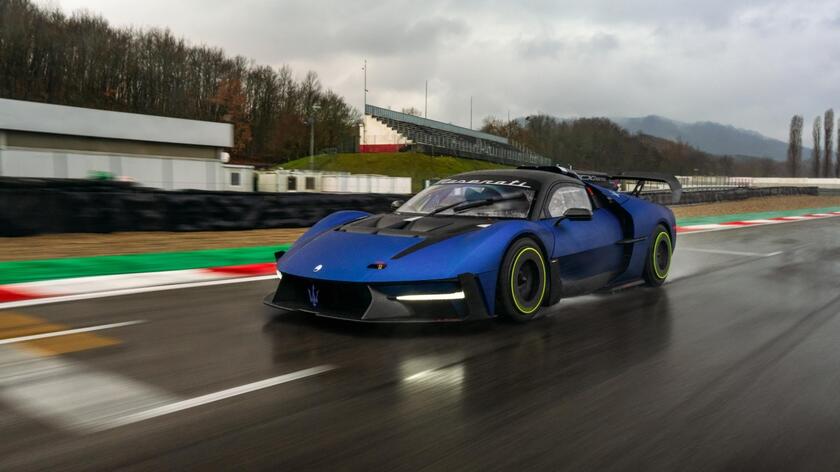 Maserati MCXtrema, ultime fasi di sviluppo in pista © ANSA/Web